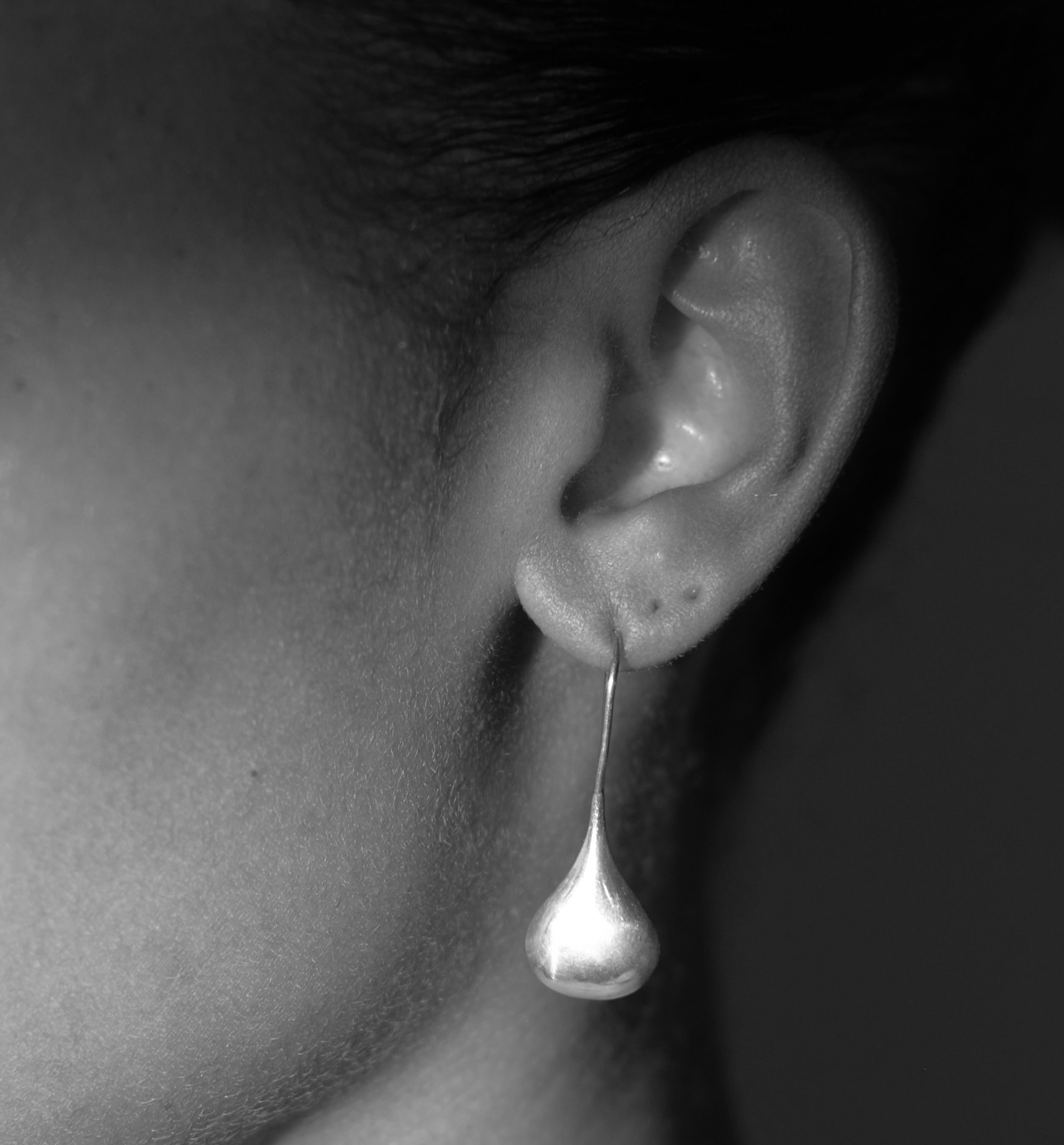 Vintage Puffy Teardrop Earrings