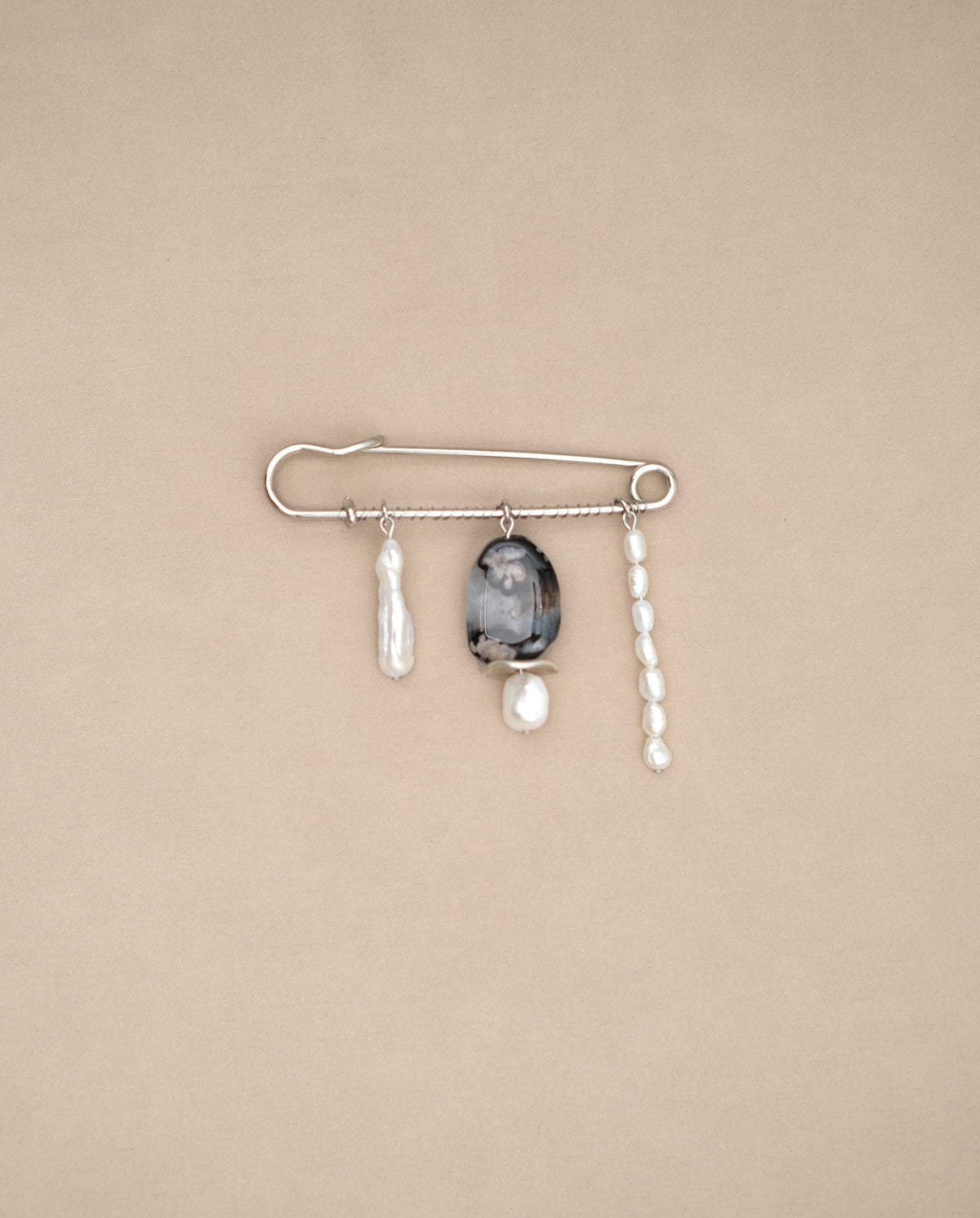 Fleurir Pin