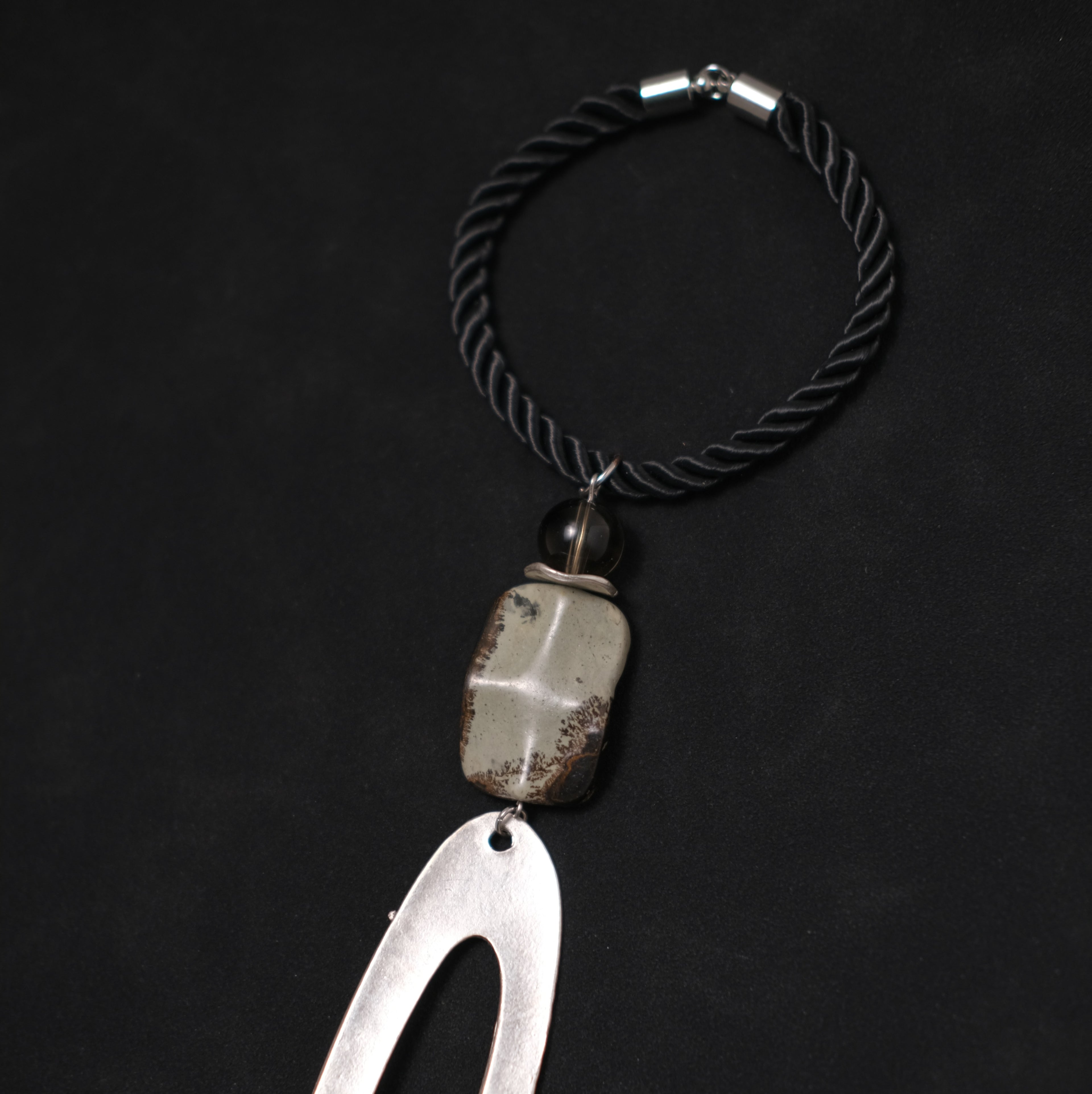 Onda Door Knob Tassel